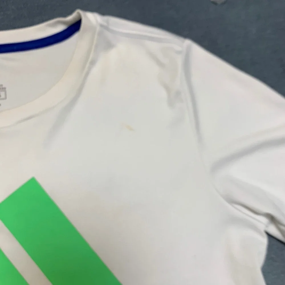 Adidas Running T Shirt Mens XL White Spellout Logo Standard Regular Fit Training